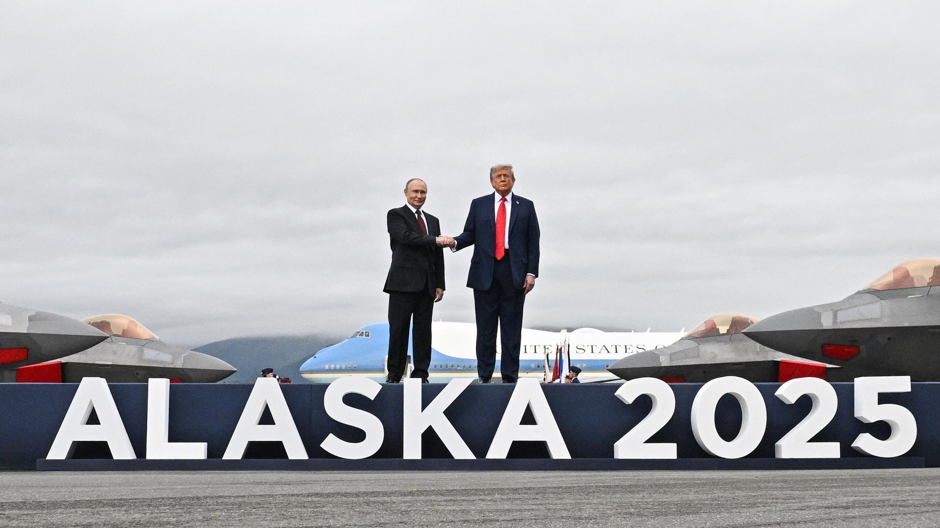 Встреча президентов России и США на Аляске - ПРАЙМ, 1920, 16.08.2025