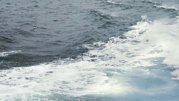 Море