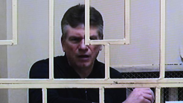 Онлайн-трансляция во 2-м Западном окружном военном суде, где проходит рассмотрение апелляционной жалобы на арест начальника Главного управления кадров Минобороны РФ генерал-лейтенанта Юрия Кузнецова