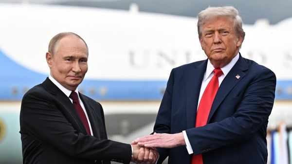 Президент РФ Владимир Путин и президент США Дональд Трамп