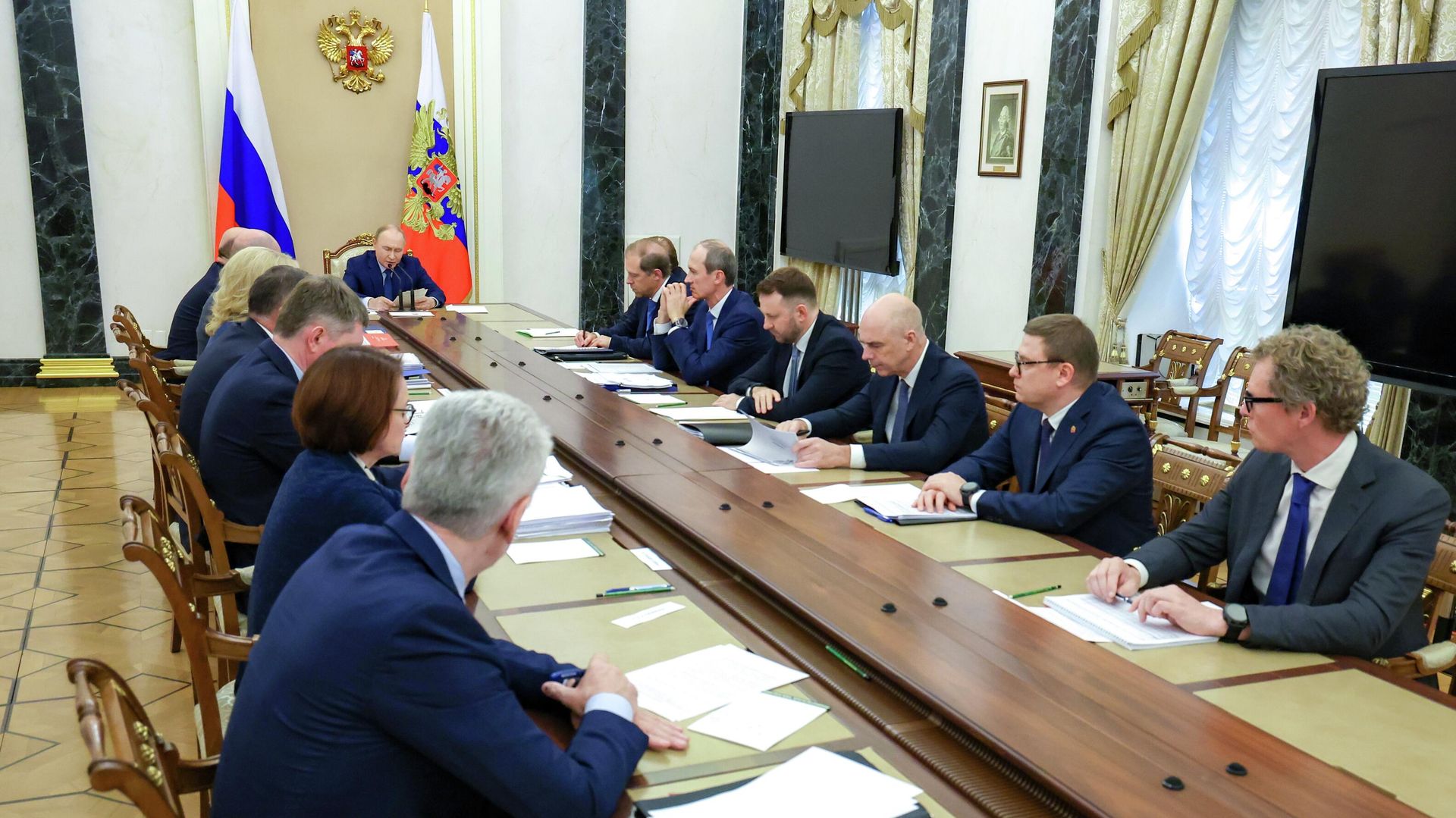 Президент РФ Владимир Путин проводит совещание по экономическим вопросам - ПРАЙМ, 1920, 15.09.2025
