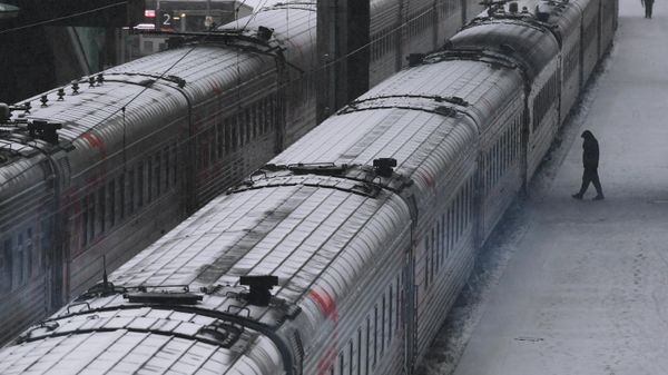 Поезда дальнего следования