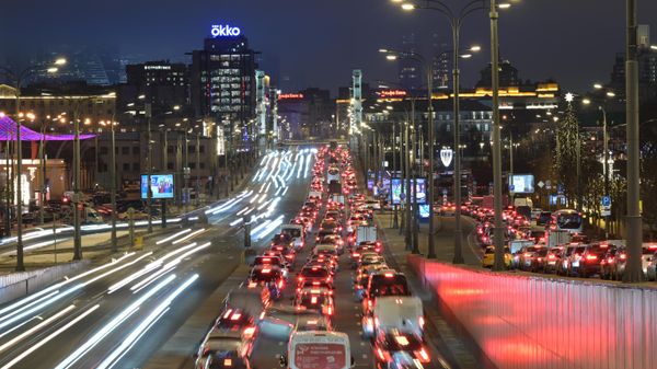 Автомобили на дороге Автомобили на дороге