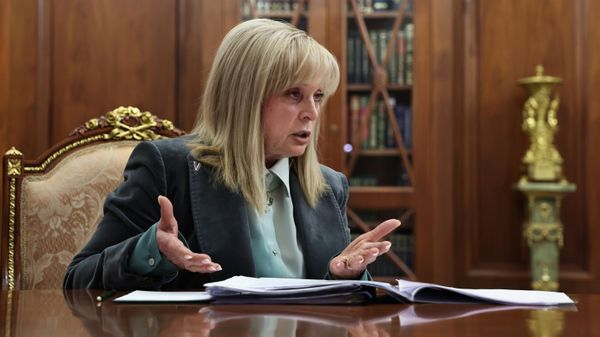 Президент Владимир Путин провел встречу с главой ЦИК Эллой Памфиловой