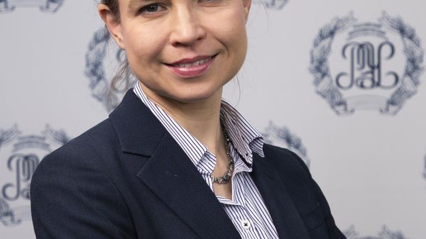 Юлия Финогенова, профессор кафедры государственных и муниципальных финансов РЭУ им. Г. В. Плеханова 