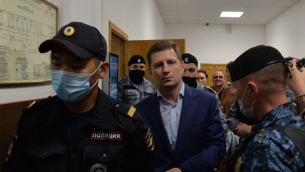 Бывший губернатор Хабаровского края Сергей Фургал в Басманном суде