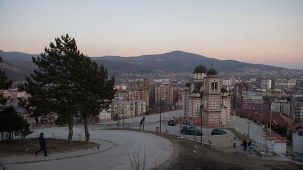 Косово. Косовская Митровица. Храм Св. Димитрия