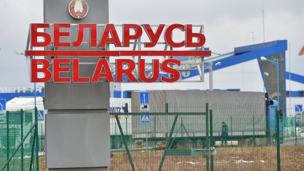 Стела на въезде в Белоруссию Стела на въезде в Белоруссию