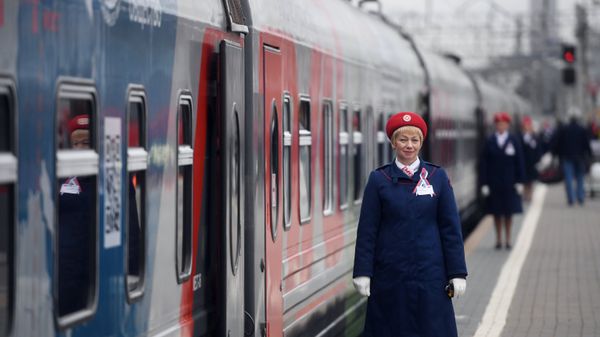 Сотрудница ОАО Российские железные дороги