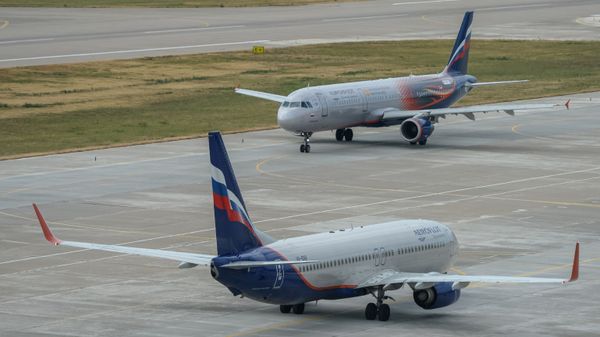 Самолеты авиакомпании Аэрофлота в международном аэропорту Сочи