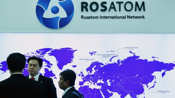 Стенд государственной корпорации по атомной энергии Росатом на IX Международном форуме Атомэкспо в Москве