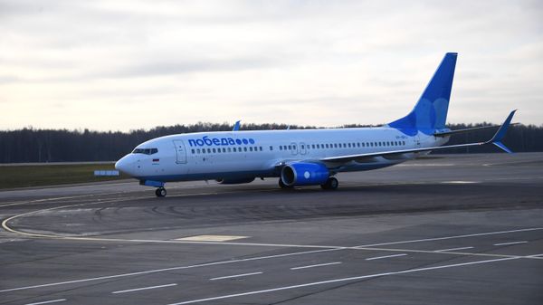 Самолет Boeing 737-800 авиакомпании Победа