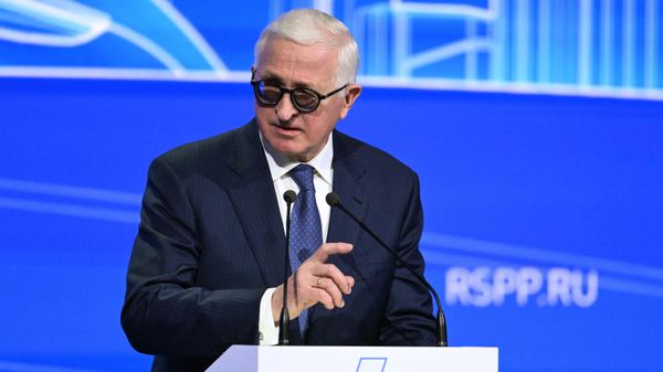 Президент Российского союза промышленников и предпринимателей Александр Шохин выступает на XXXIV Съезде РСПП