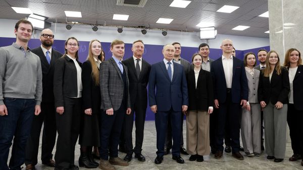 Президент РФ Владимир Путин посещает Московский физико-технический институт
