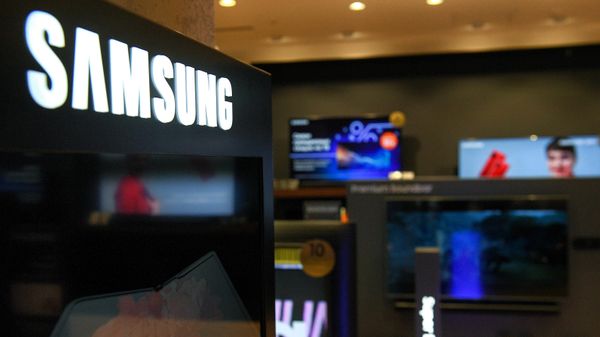 Фирменный салон Samsung