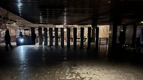 Обстановка в метро Киева на фоне отключения электричества