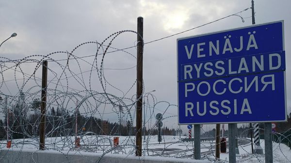 Заблокированный КПП на границе Финляндии с Россией