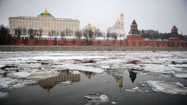 Вид на Москву-реку и Кремль