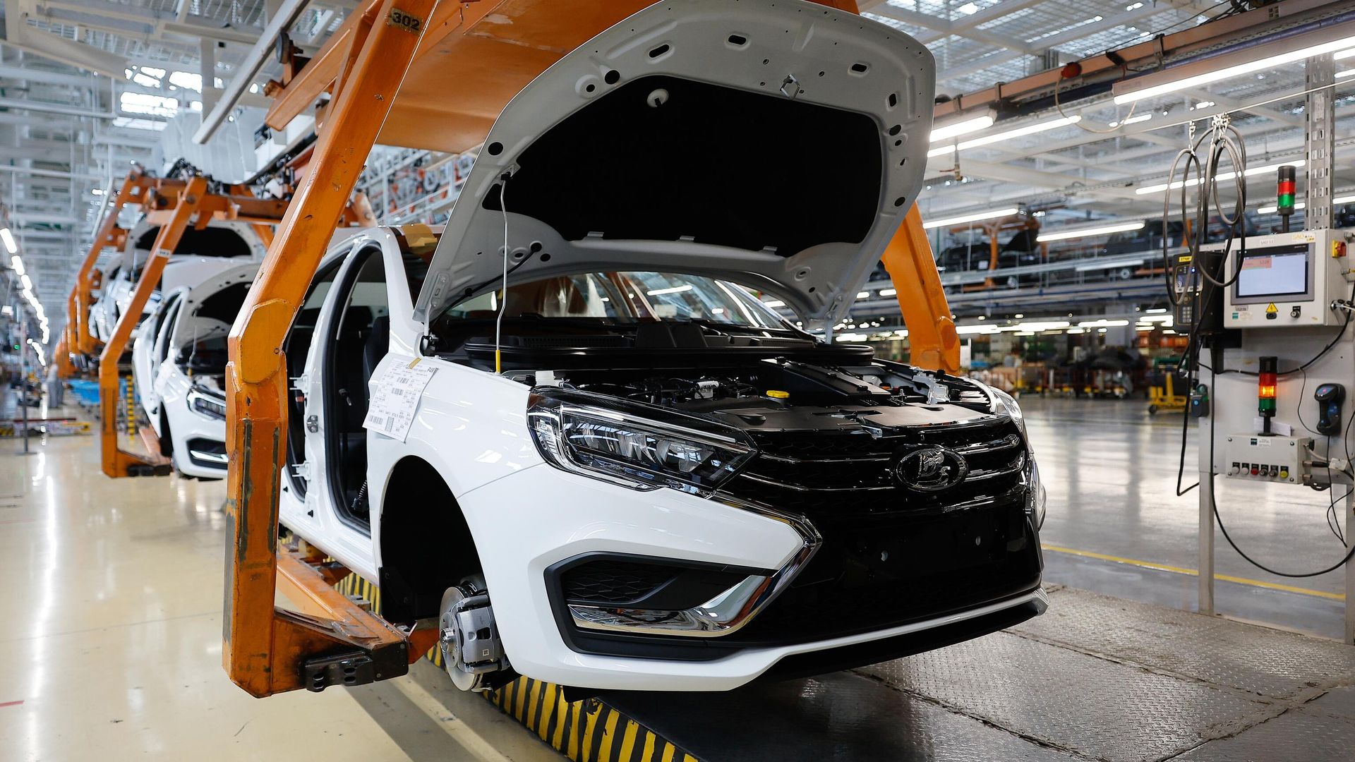 Производство автомобилей ЛАДА на заводе российского автопроизводителя АвтоВАЗ в Тольятти - ПРАЙМ, 1920, 11.03.2026