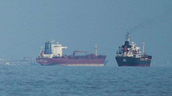 Танкеры вблизи Ормузского пролива
