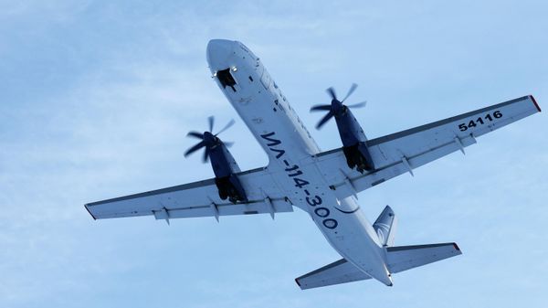 Самолет Ил-114-300