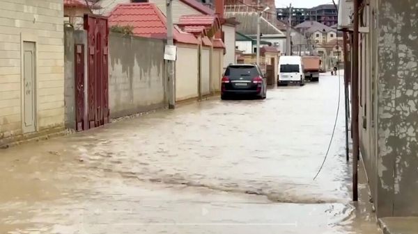 Обстановка в подтопленном районе Махачкалы