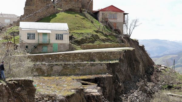 Последствия оползней в Дагестане