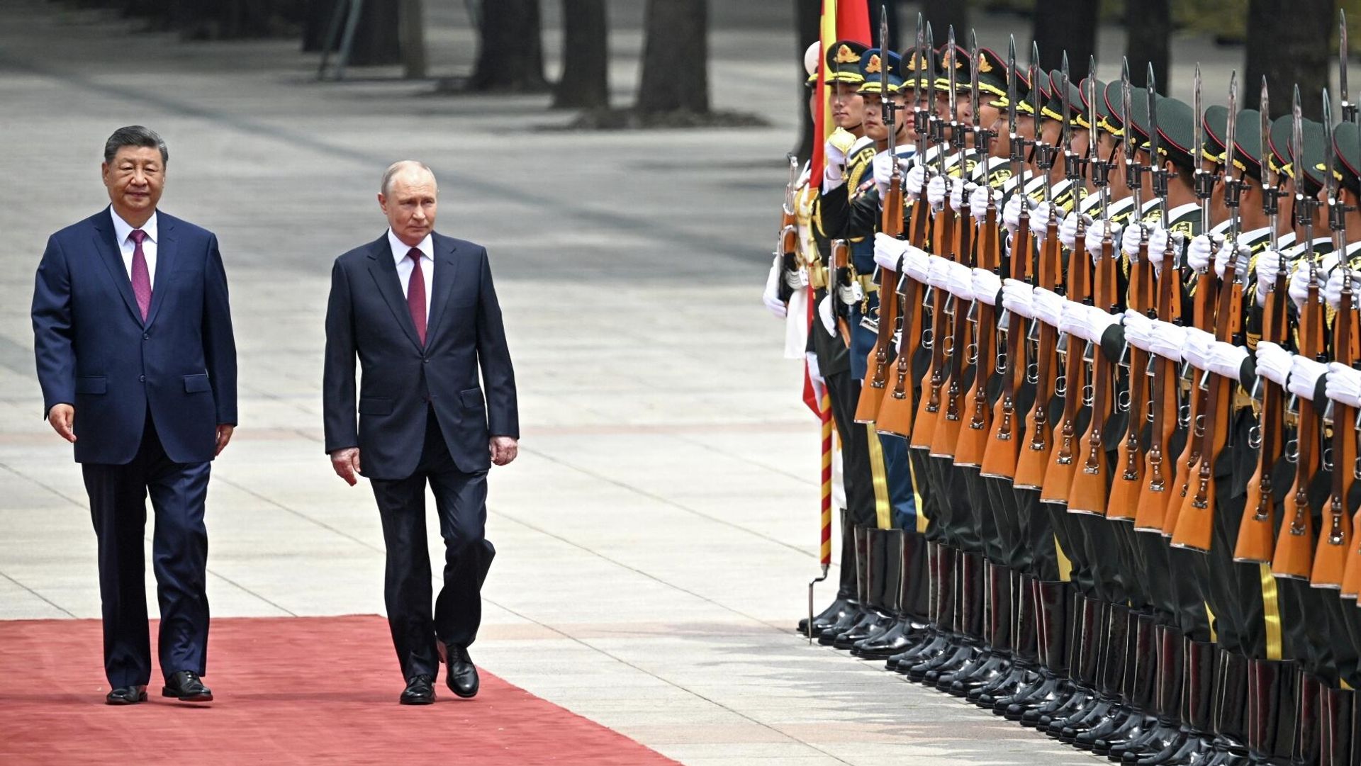 Президент России Владимир Путин и председатель КНР Си Цзиньпин во время встречи в Пекине - ПРАЙМ, 1920, 20.05.2026