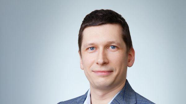 Аналитик Цифра брокер Иван Ефанов 
