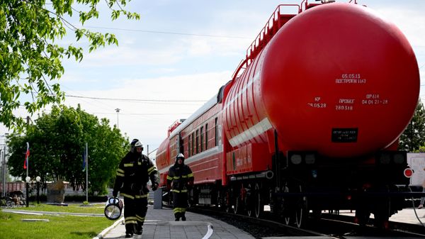 Пожарный поезд на станции Инская в Новосибирске