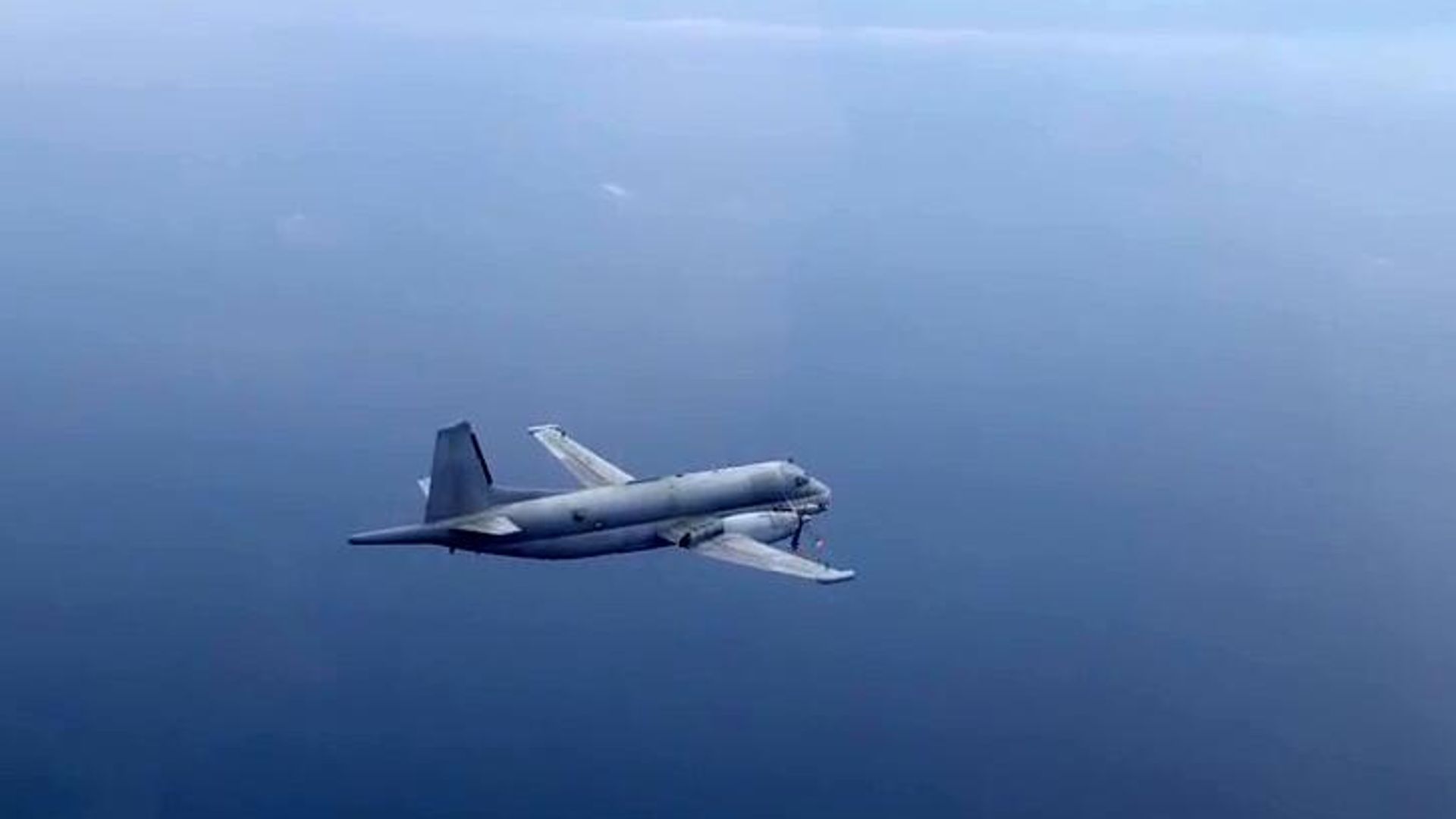 Самолет-разведчик НАТО, перехваченный над Черным морем. Скриншот видео - ПРАЙМ, 1920, 19.09.2026
