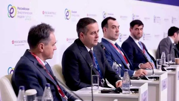 Замгендиректора по инвестициям и капитальному строительству ПАО Россети Алексей Мольский на Российской энергетической неделе