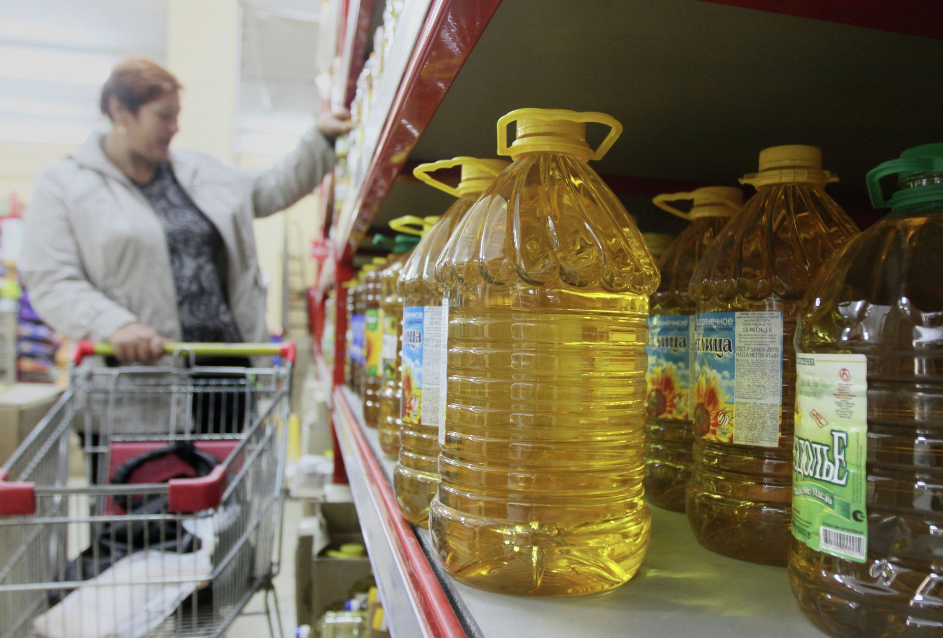 Работа продуктового магазина в Омске - ПРАЙМ, 1920, 22.12.2020