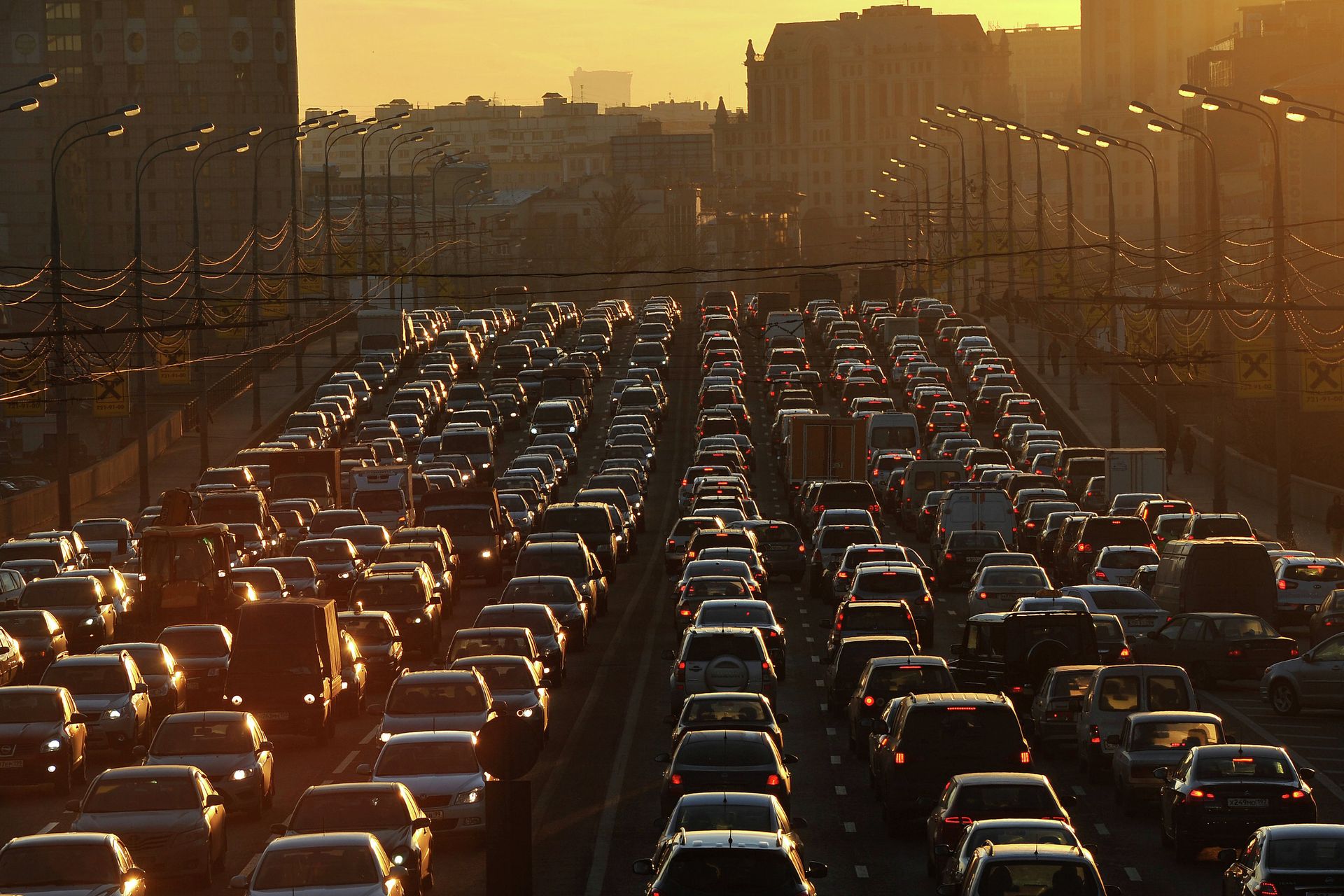 #Автомобильные пробки на улицах Москвы #Автомобильные пробки на улицах Москвы - ПРАЙМ, 1920, 01.05.2022