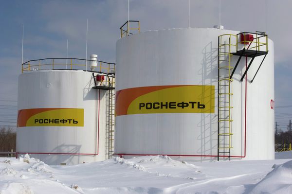 Роснефть и ее НПЗ Роснефть и ее НПЗ