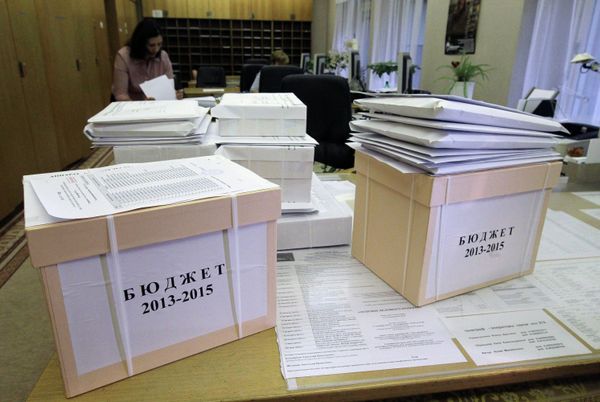 Проект бюджета на 2013-2015 годы отправлен в Госдуму РФ