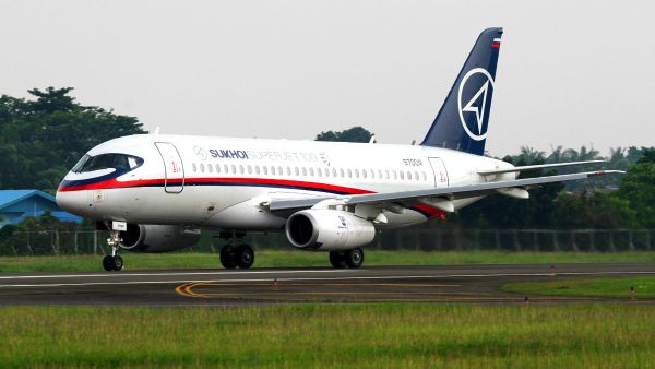 Сухой надеется на дальнейшую продажу лайнеров SSJ-100 Сухой надеется на дальнейшую продажу лайнеров SSJ-100
