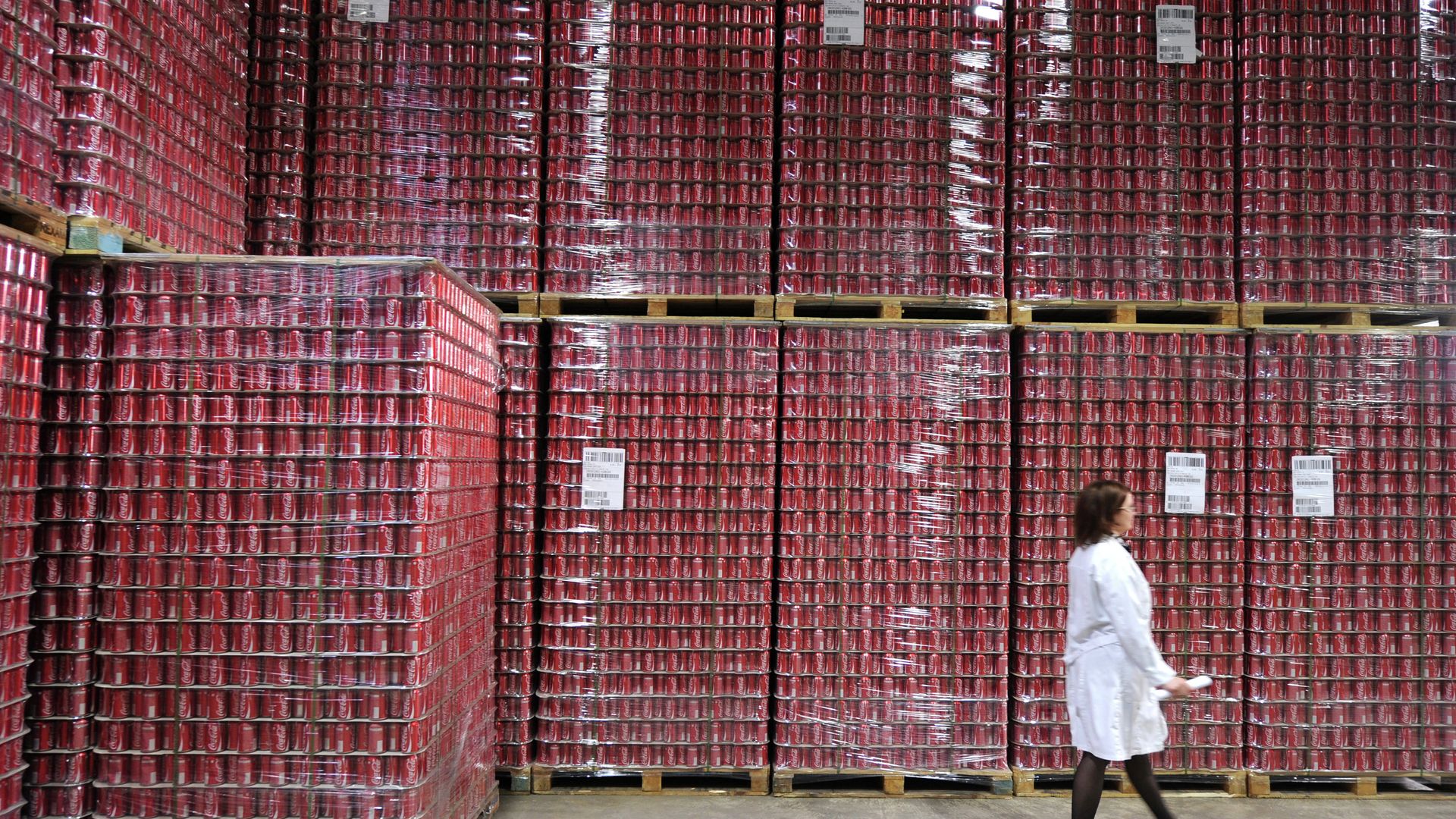 *Склад готовой продукции завода Coca-Cola - ПРАЙМ, 1920, 04.08.2026