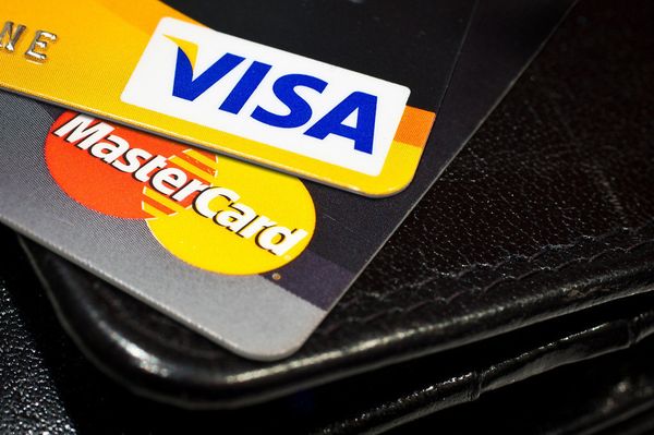 Карты Visa и Mastercard