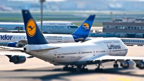 Самолет авиакомпании Lufthansa