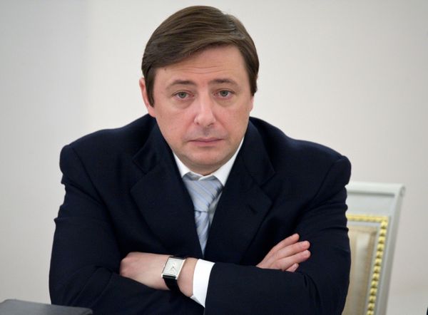 Александр Хлопонин