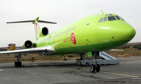 *Самолет Ту-154м авиакомпании Сибирь (S7 Airlines) *Самолет Ту-154м авиакомпании Сибирь (S7 Airlines)