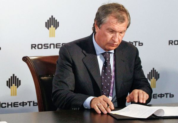 Игорь Сечин