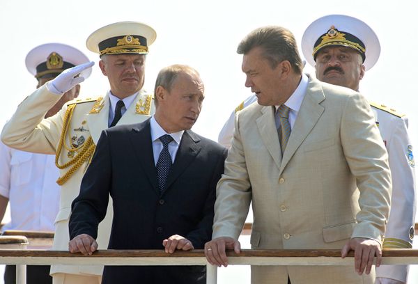 Владимир Путин и Виктор Янукович