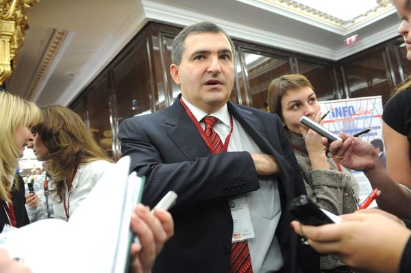 Лев Хасис