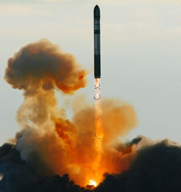 Р-36М – стратегический советский ракетный комплекс третьего поколения, вооруженный тяжелой двухступенчатой жидкостной ампулизированной межконтинентальной баллистической ракетой 15А14, которая размещается в шахтной пусковой установке. Ракета комплекса Р-36М к моменту создания являлась самой мощной в мире. По своим характеристикам комплекс превосходил своих предшественников по многим характеристикам.