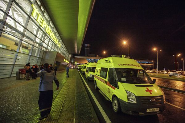 В аэропроту Казани разбился пассажирский самолет