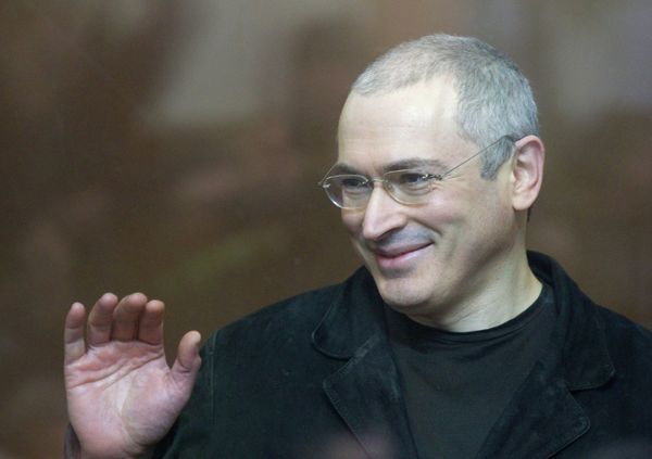 Экс-глава ЮКОСа Михаил Ходорковский в Хамовническом суде Москвы Экс-глава ЮКОСа Михаил Ходорковский в Хамовническом суде Москвы