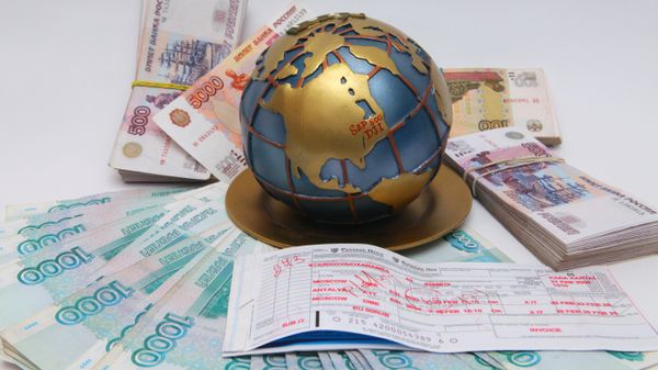 %Рублевые купюры разного достоинства