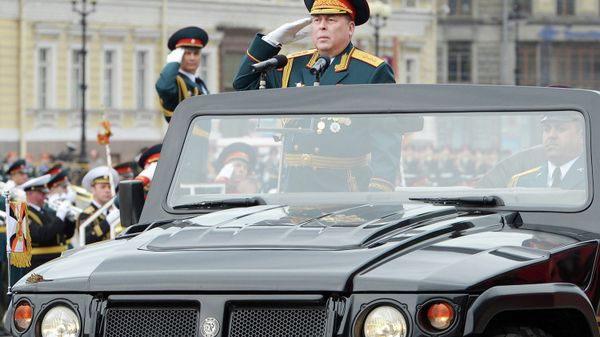 Военный парад в Санкт-Петербурге, посвященный Дню Победы